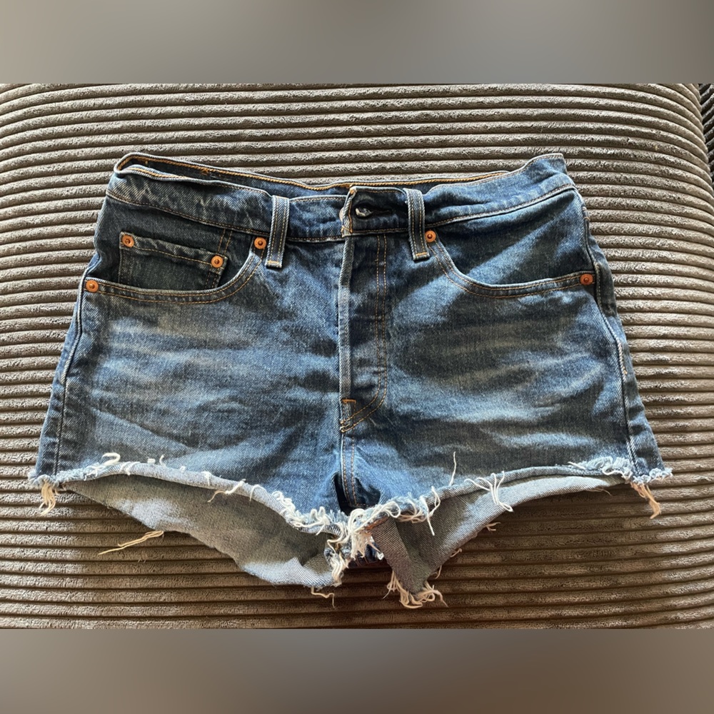 Levi’s 501 distressed denim shorts